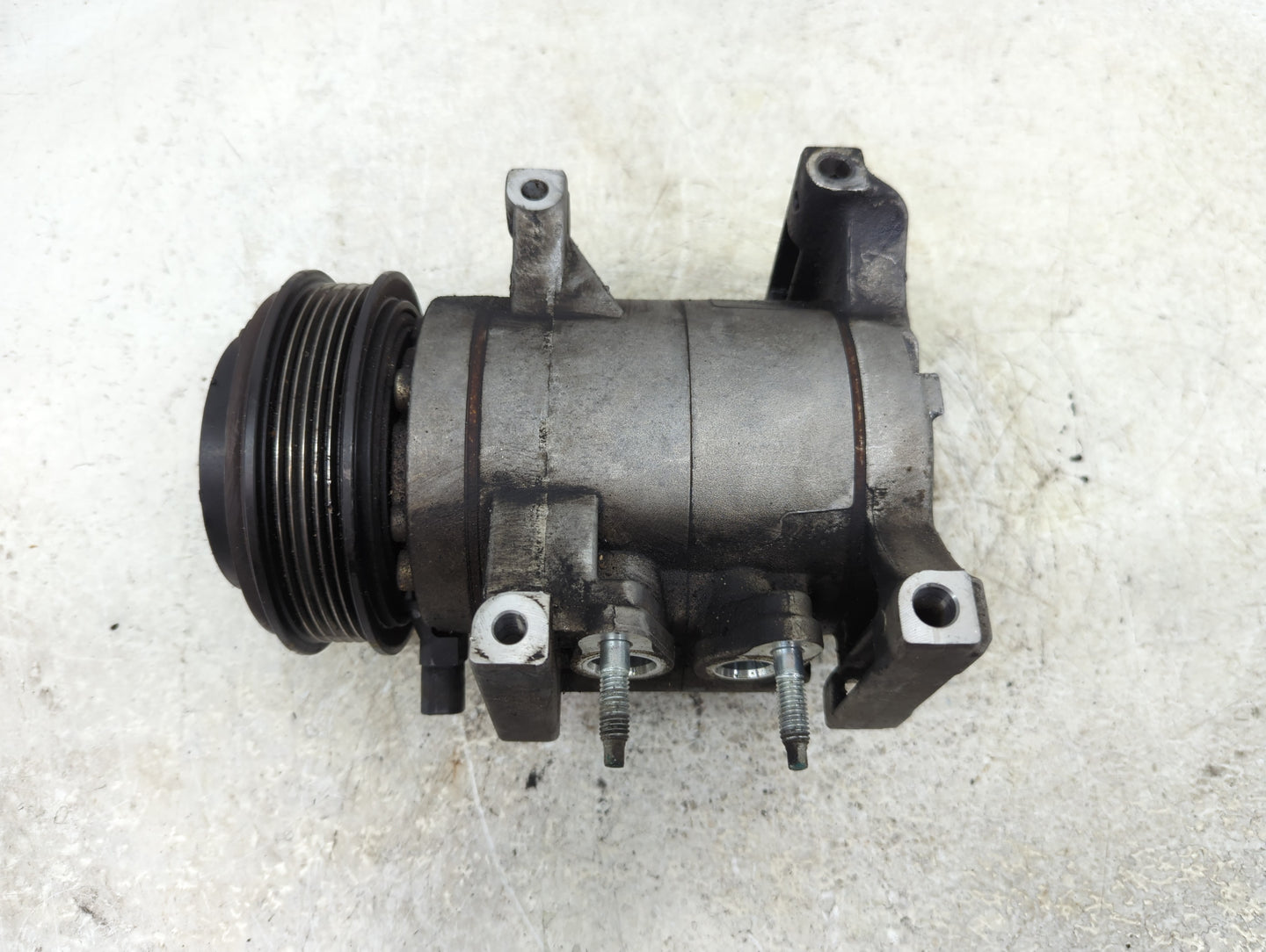 2011-2015 Dodge Durango Air Conditioning A/c Ac Compressor Oem - Oemusedautoparts1.com