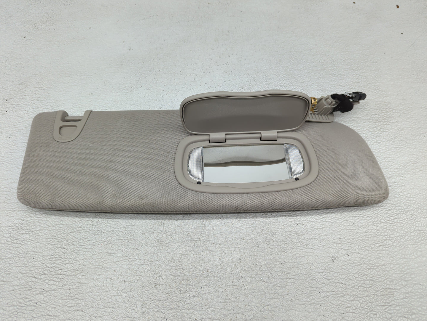 2011-2022 Dodge Durango Sun Visor Shade Replacement Passenger Right Mirror Fits OEM Used Auto Parts - Oemusedautoparts1.com