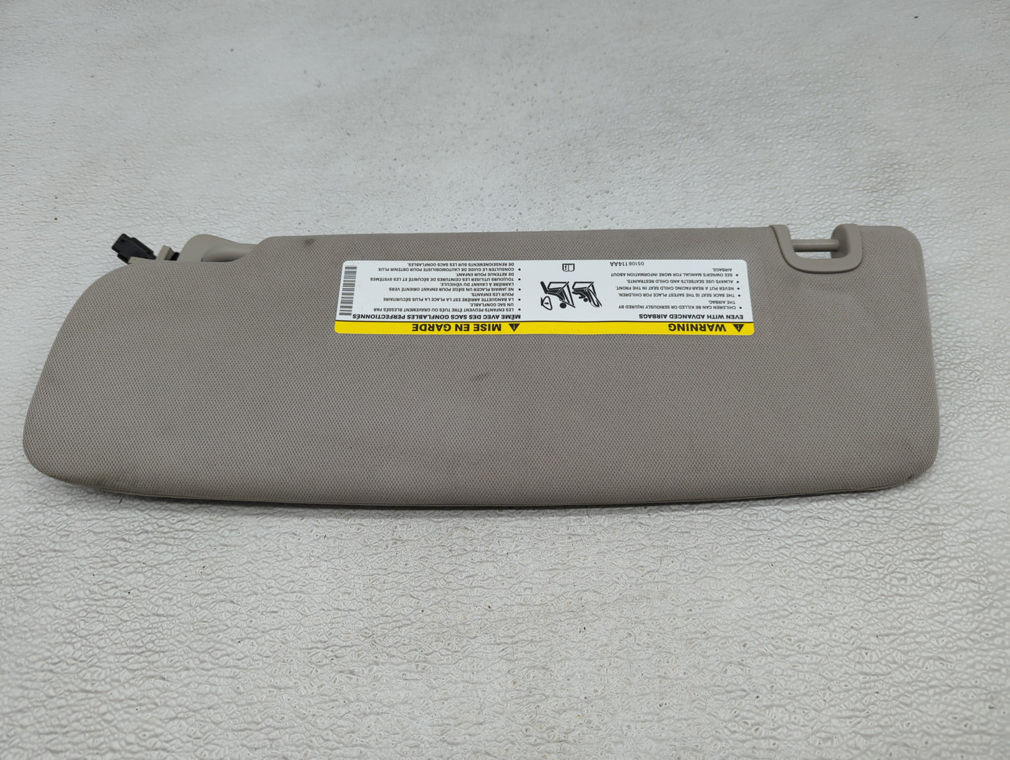 2011-2022 Dodge Durango Sun Visor Shade Replacement Passenger Right Mirror Fits OEM Used Auto Parts - Oemusedautoparts1.com