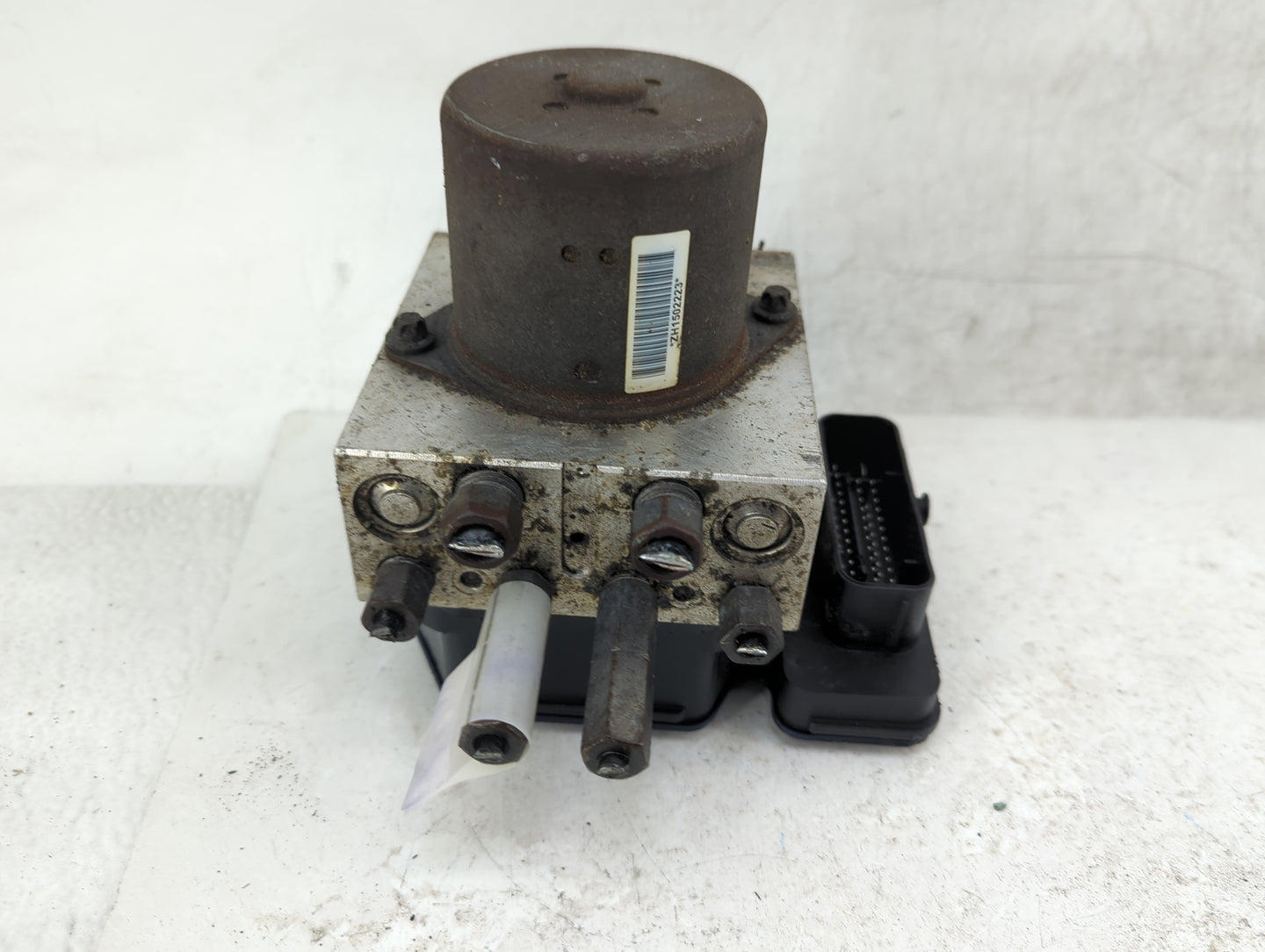 2014-2015 Dodge Durango ABS Pump Control Module Replacement P/N:68227200AD P52022280AD Fits Fits 2014 2015 OEM Used Auto Par