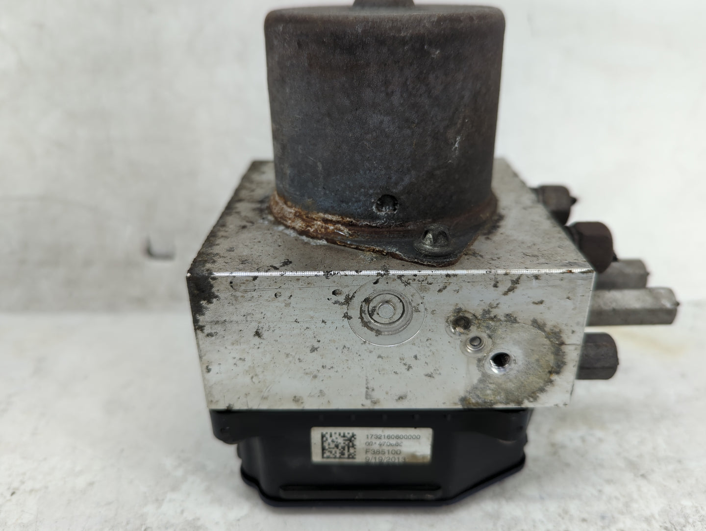 2014-2015 Dodge Durango ABS Pump Control Module Replacement P/N:68227200AD P68227200AD, 229922-137 Fits Fits 2014 2015 OEM U