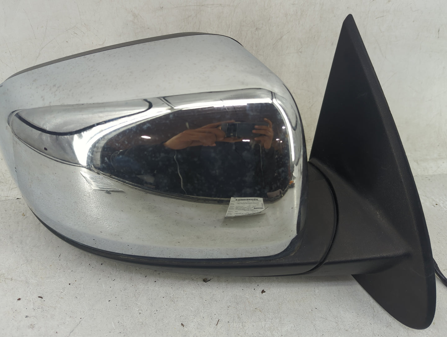 2011-2021 Dodge Durango Passenger Side View Mirror - Right Door Mirror OEM Used - Oemusedautoparts1.com