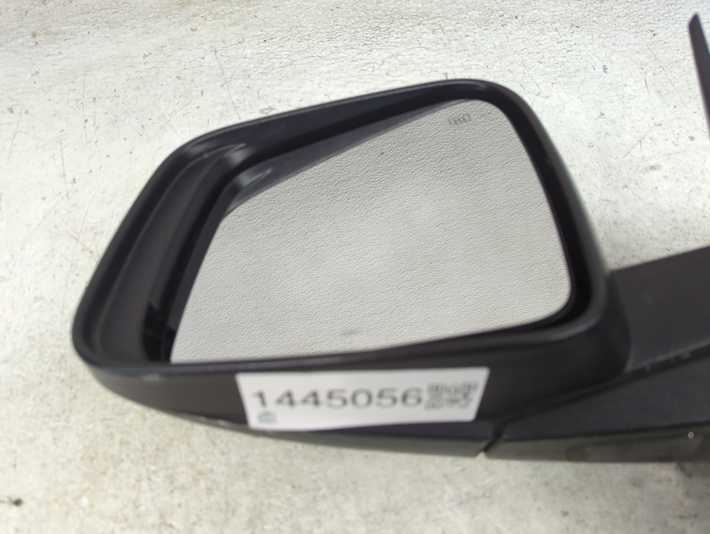 2011-2021 Dodge Durango Driver Side View Mirror - Left Door Mirror OEM Used - Oemusedautoparts1.com
