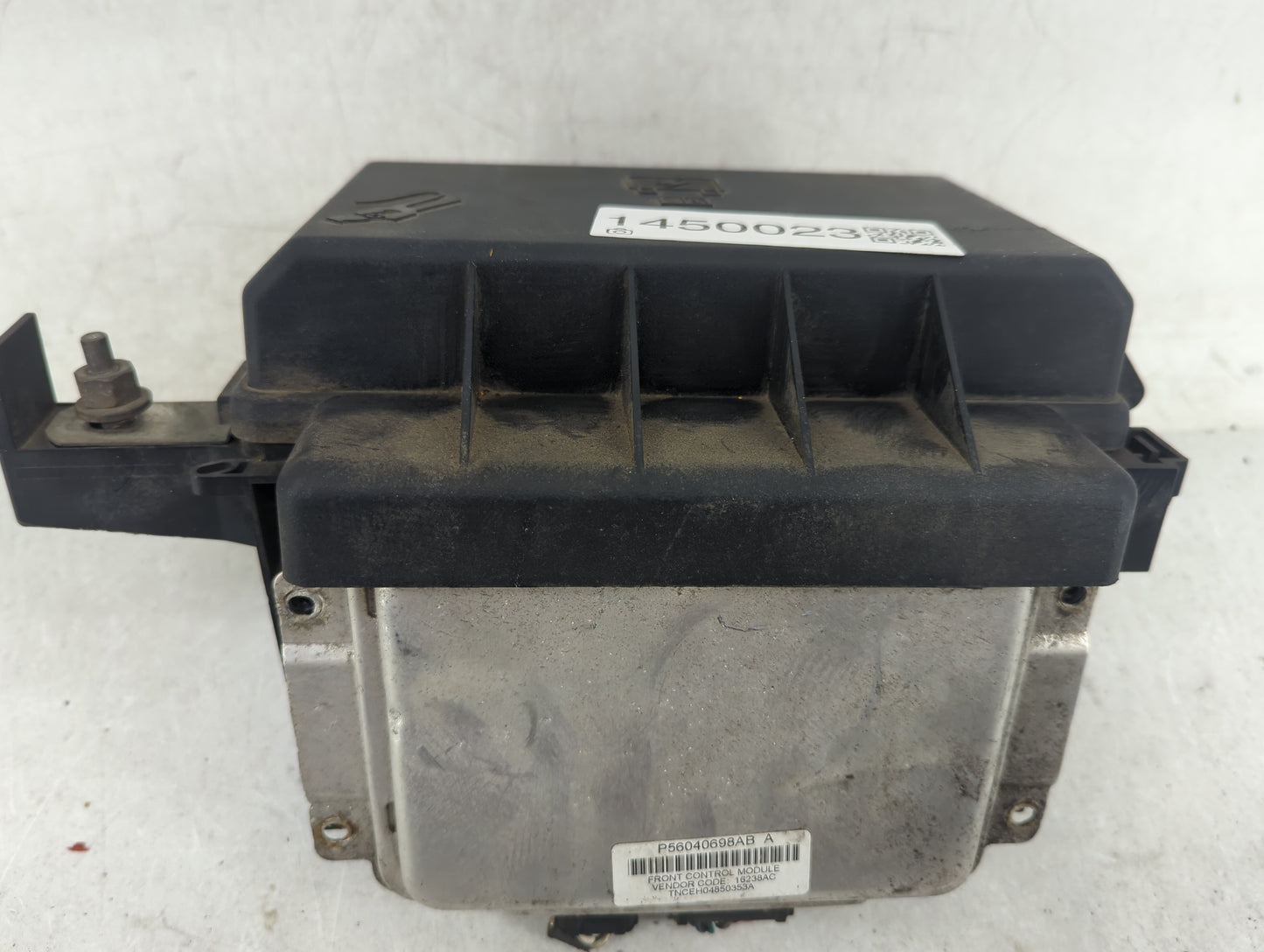 2014 Dodge Durango Fusebox Fuse Box Panel Relay Module P/N:16238AC Fits OEM Used Auto Parts - Oemusedautoparts1.com