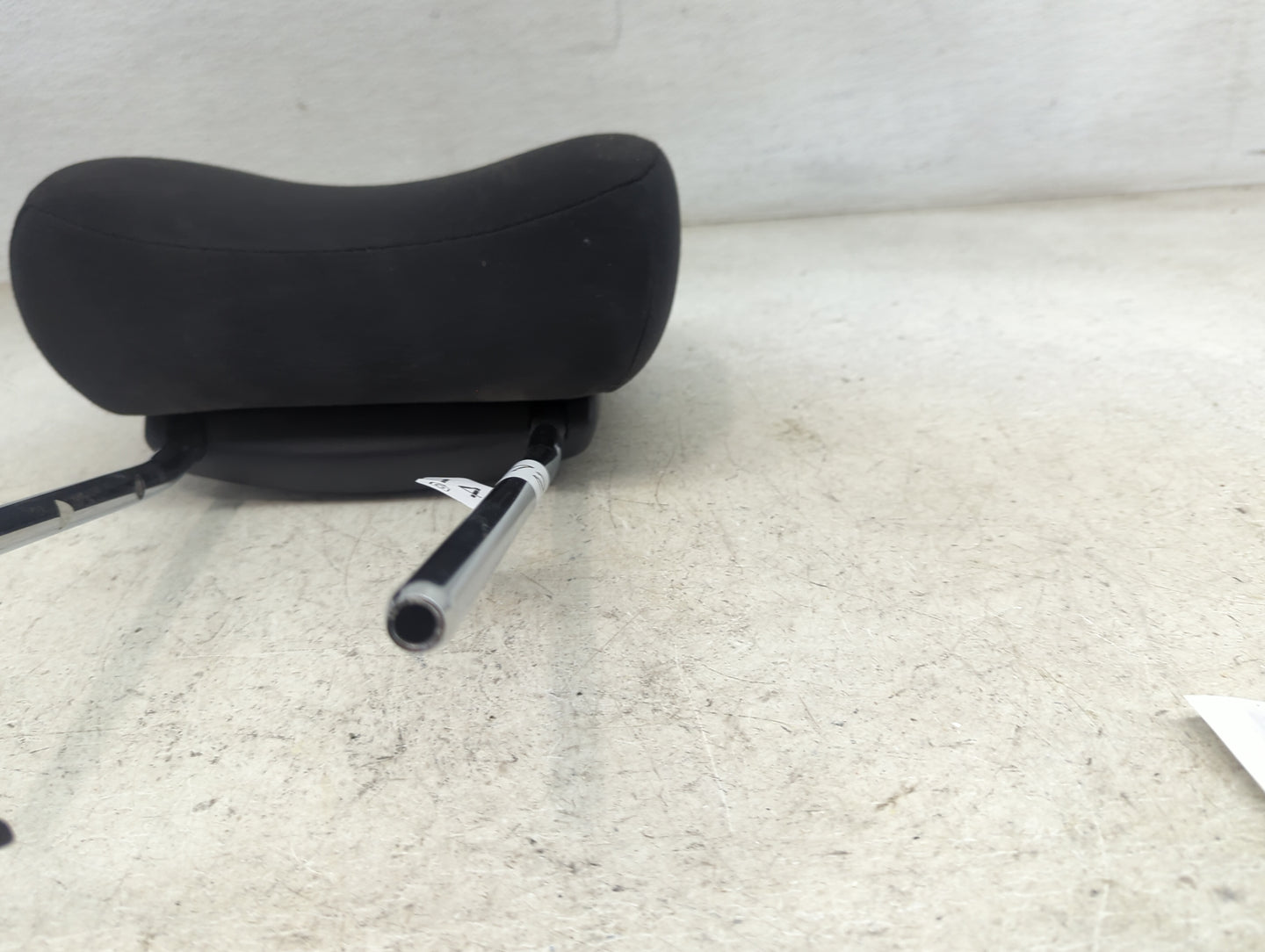 2011-2022 Dodge Durango Headrest Head Rest Front Driver Passenger Seat Fits OEM Used Auto Parts - Oemusedautoparts1.com