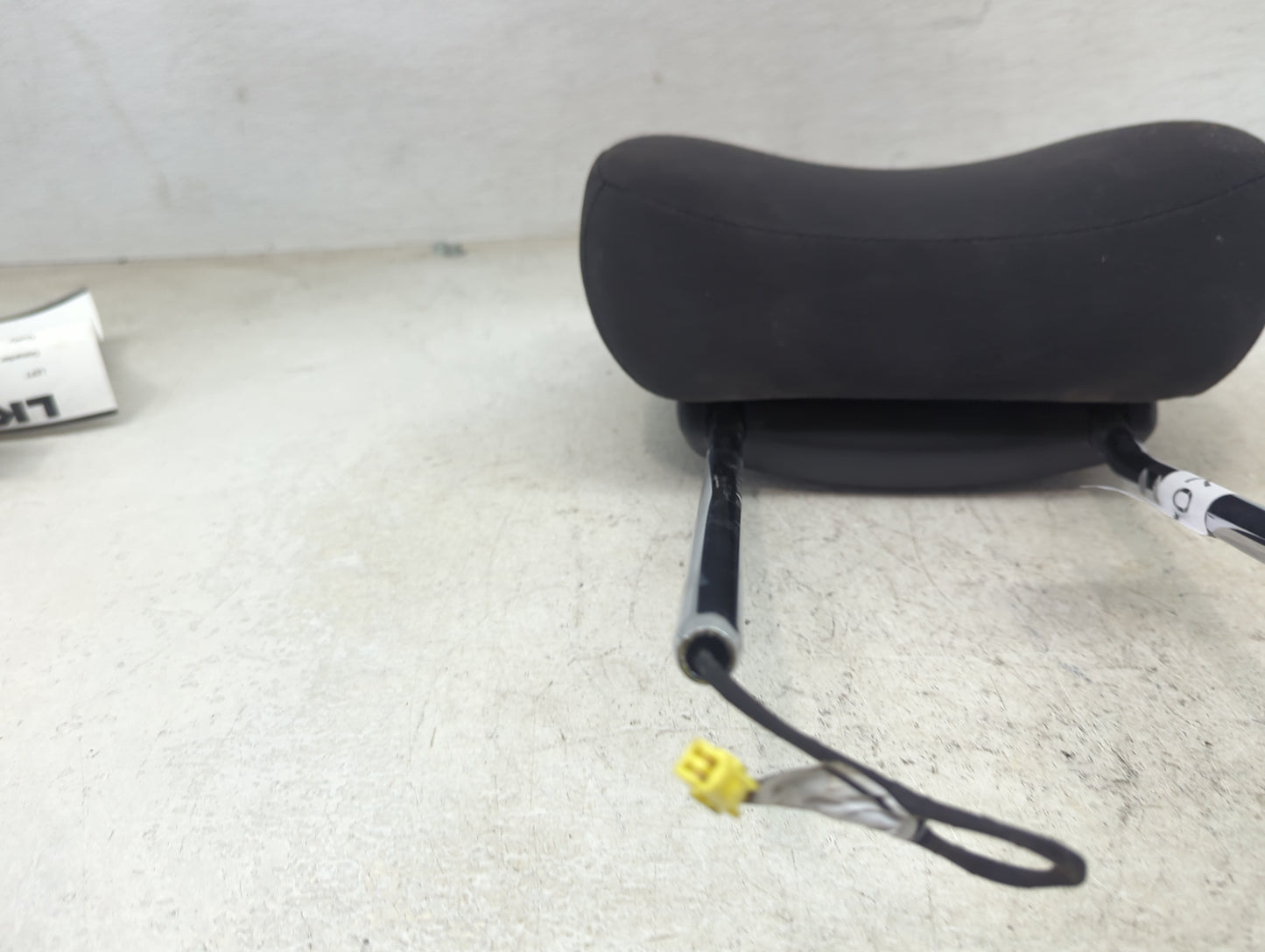 2011-2022 Dodge Durango Headrest Head Rest Front Driver Passenger Seat Fits OEM Used Auto Parts - Oemusedautoparts1.com
