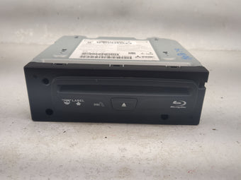 compare product 2014 Dodge Durango Radio AM FM Cd Player Receiver Replacement P/N:P05091216AC Fits OEM Used Auto Parts