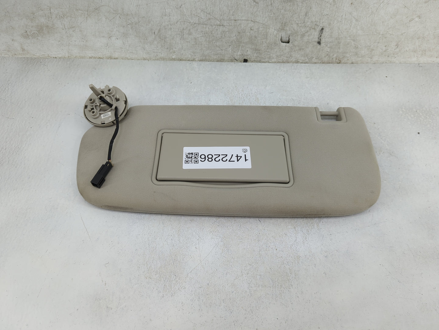 2011-2022 Dodge Durango Sun Visor Shade Replacement Driver Left Mirror Fits OEM Used Auto Parts - Oemusedautoparts1.com