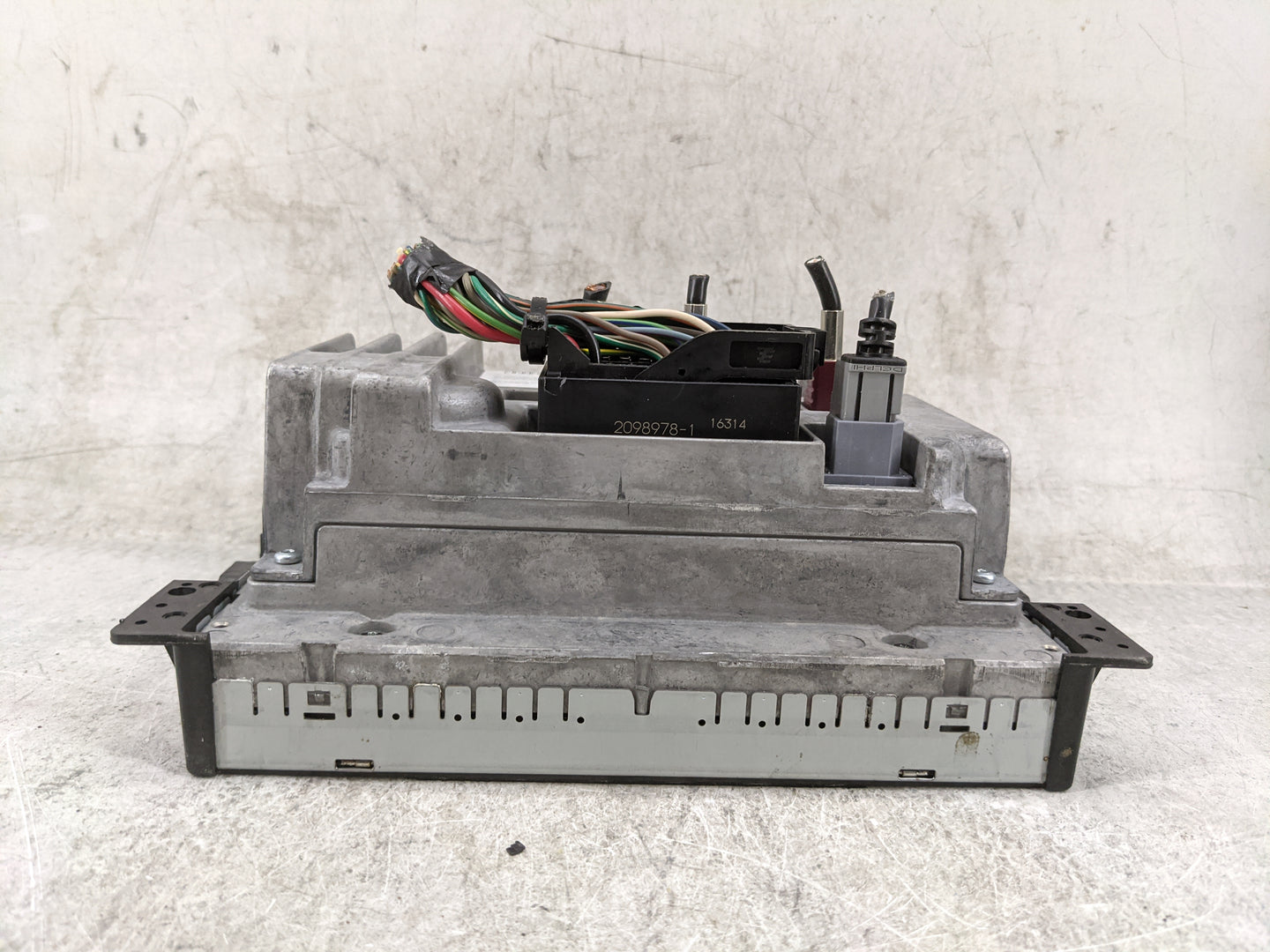 2014 Dodge Durango Radio AM FM Cd Player Receiver Replacement P/N:T00BE230474263 68164641AH, QNG-BE2801, 6434C-BE2801 Fits O