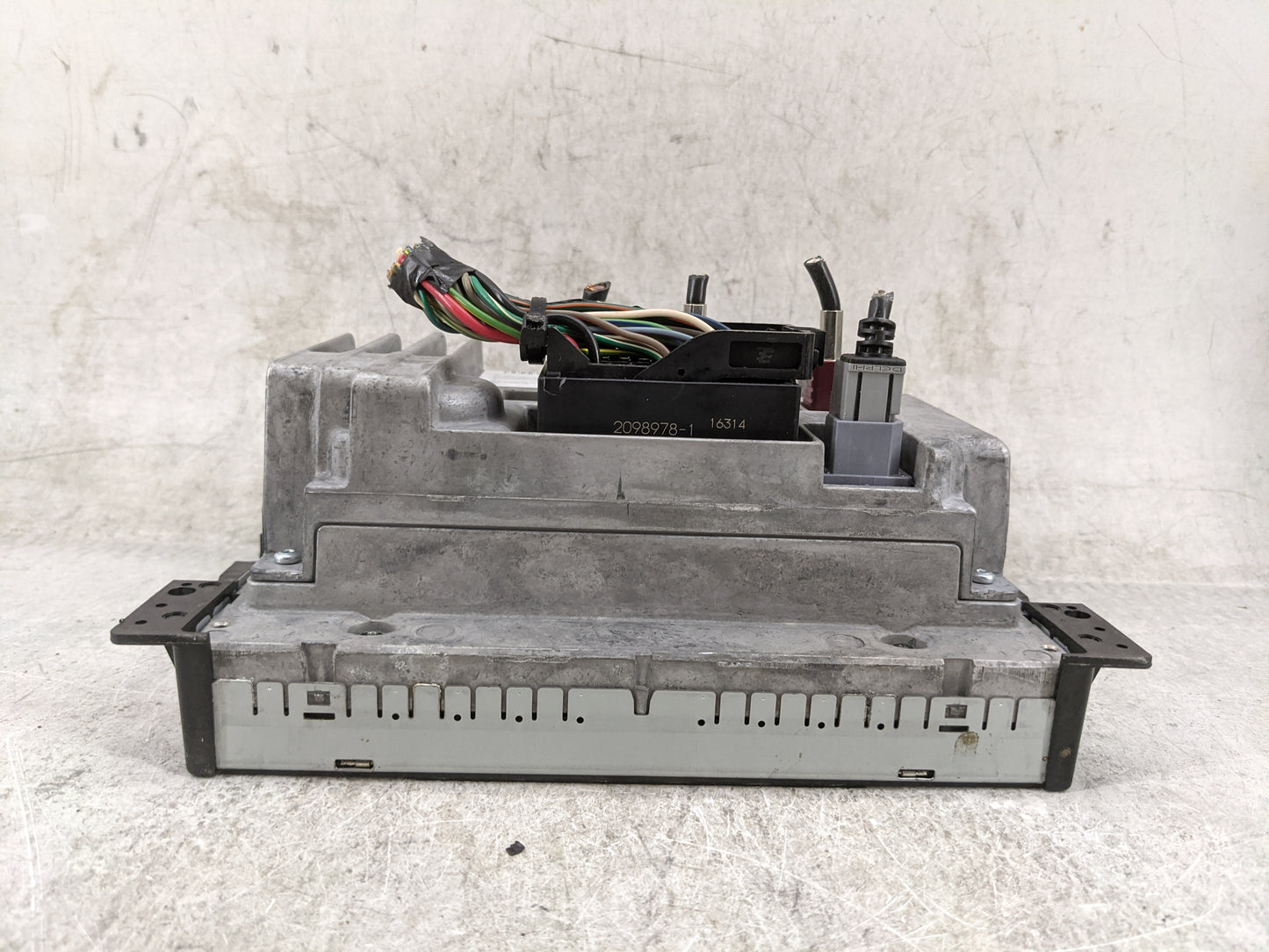 2014 Dodge Durango Radio AM FM Cd Player Receiver Replacement P/N:T00BE230474263 68164641AH, QNG-BE2801, 6434C-BE2801 Fits O