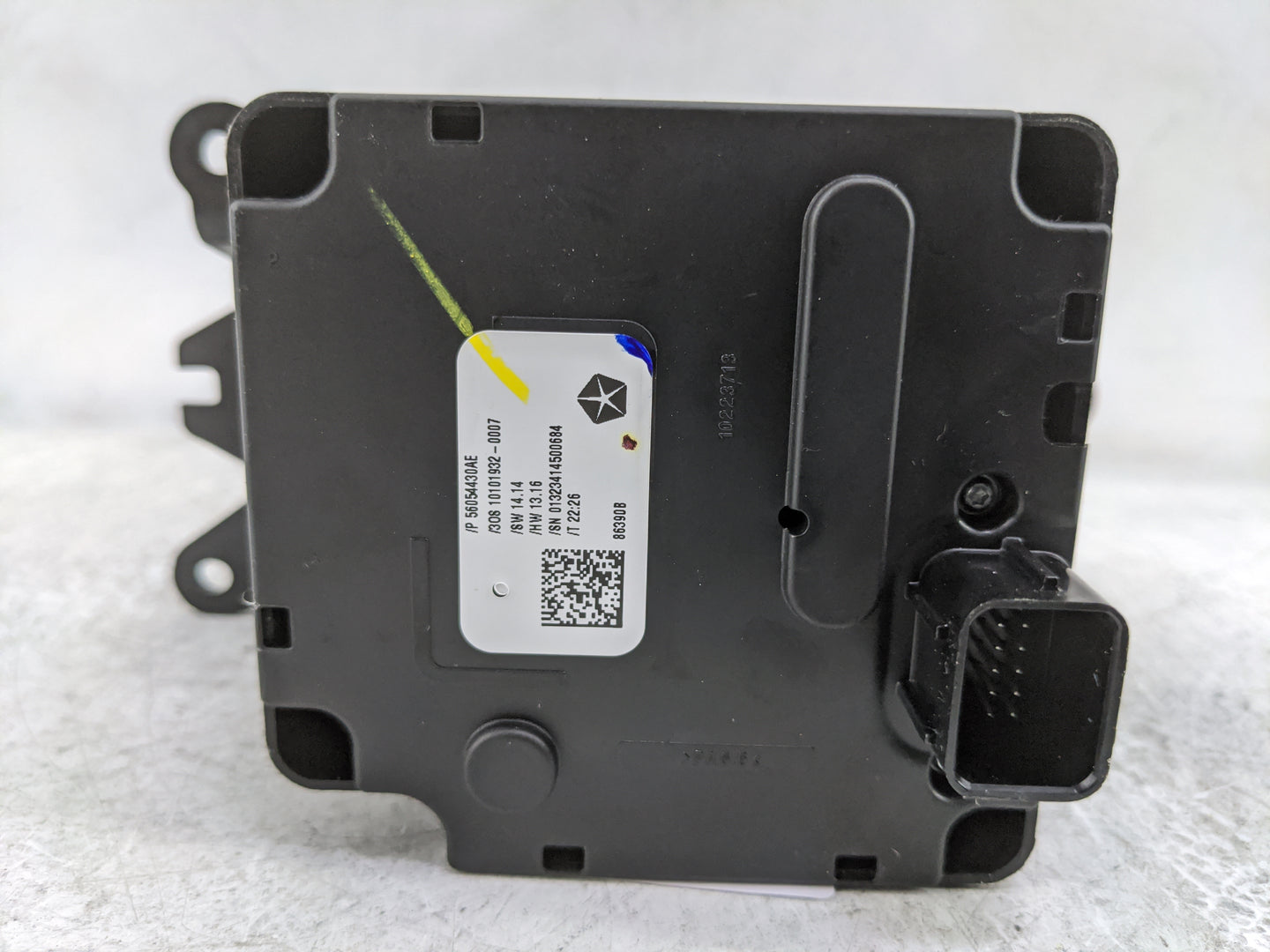 2014 Dodge Durango Floor Console Assembly Shifter 1478538 - Oemusedautoparts1.com