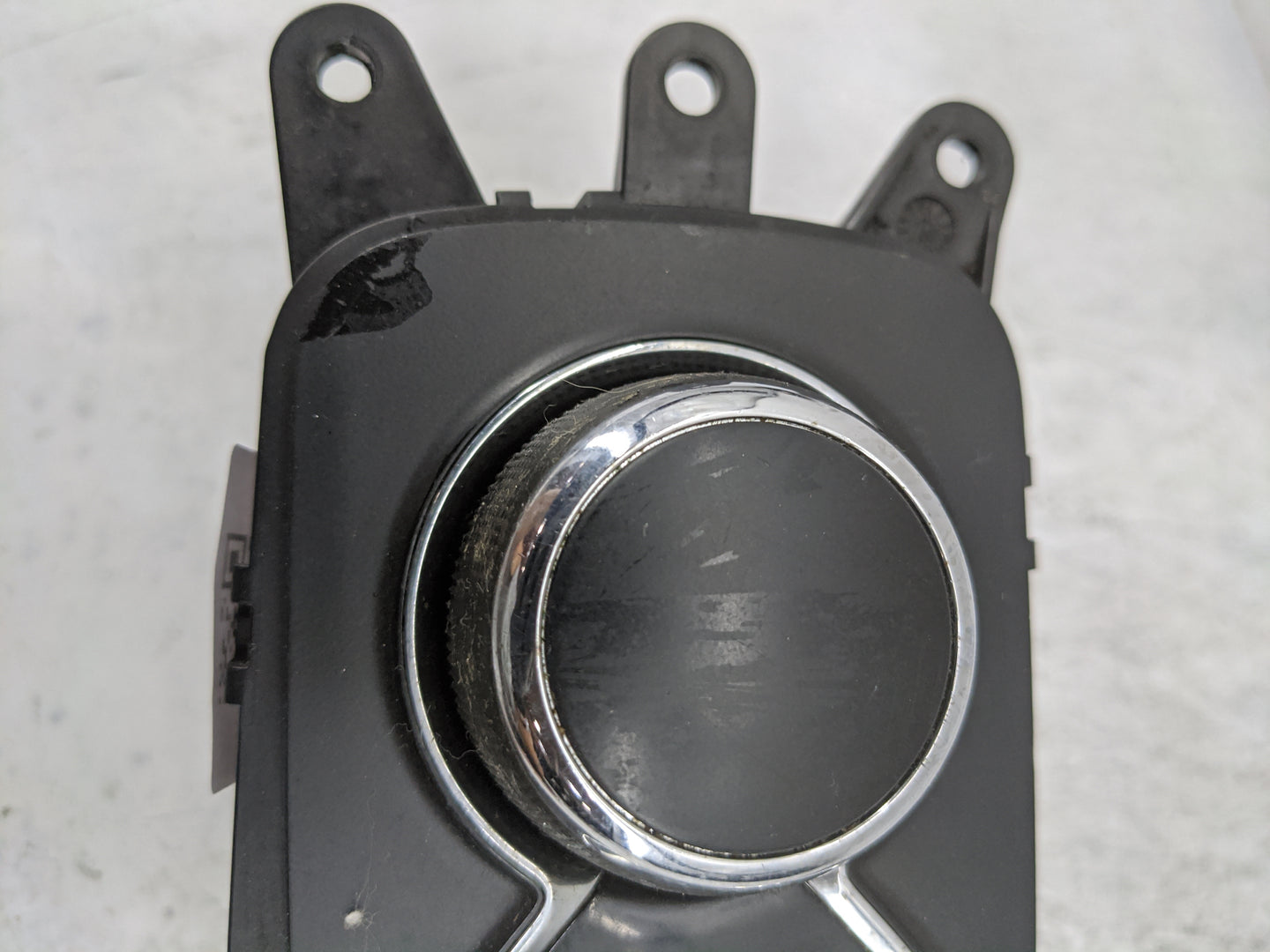 2014 Dodge Durango Floor Console Assembly Shifter - Oemusedautoparts1.com