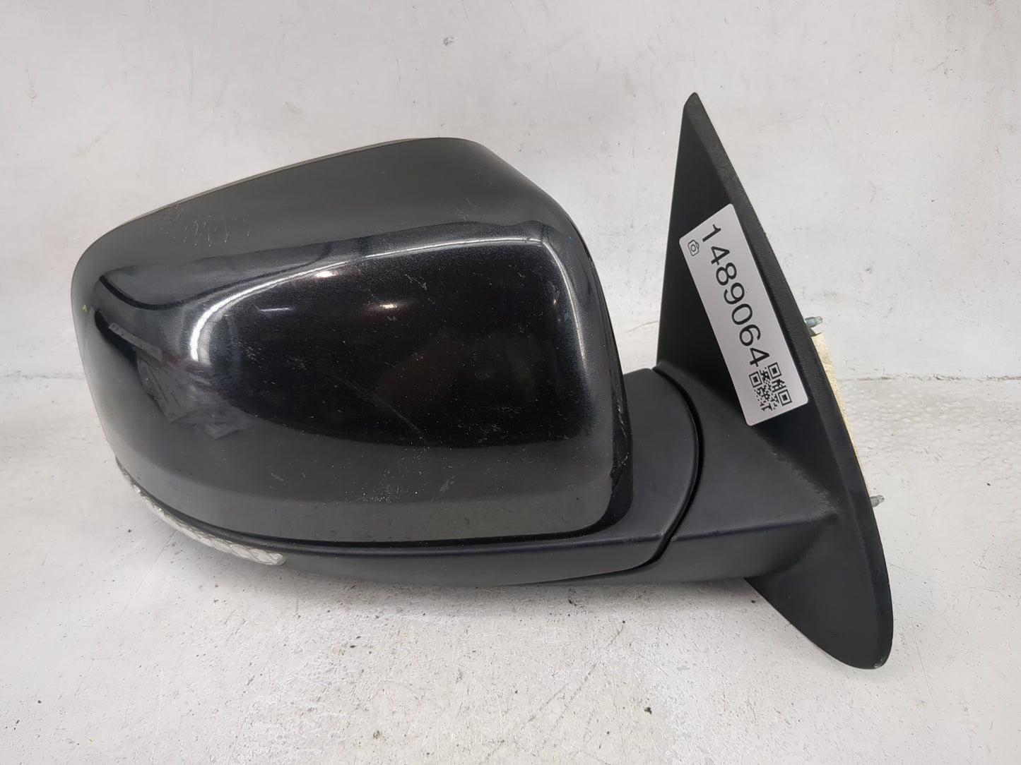 2011-2021 Dodge Durango Passenger Side View Mirror - Right Door Mirror OEM Used - Oemusedautoparts1.com