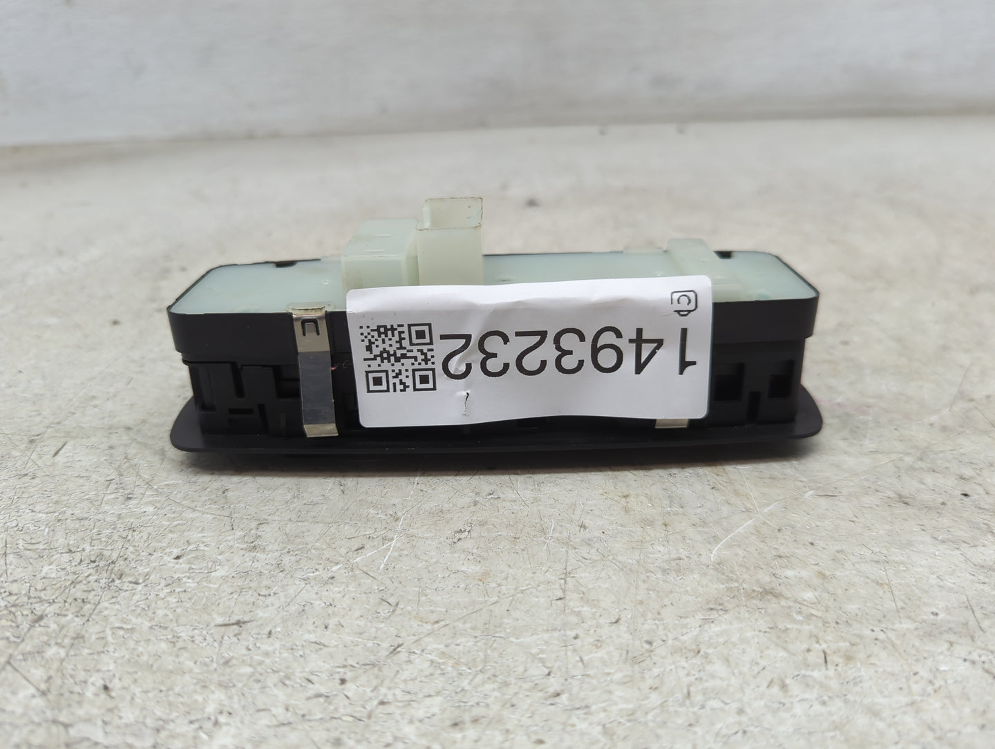 2014-2015 Dodge Durango Master Power Window Switch Replacement Driver Side Left P/N: Fits Fits 2014 2015 OEM Used Auto Parts