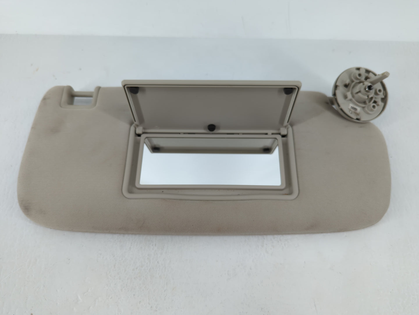 2011-2022 Dodge Durango Sun Visor Shade Replacement Passenger Right Mirror Fits OEM Used Auto Parts - Oemusedautoparts1.com