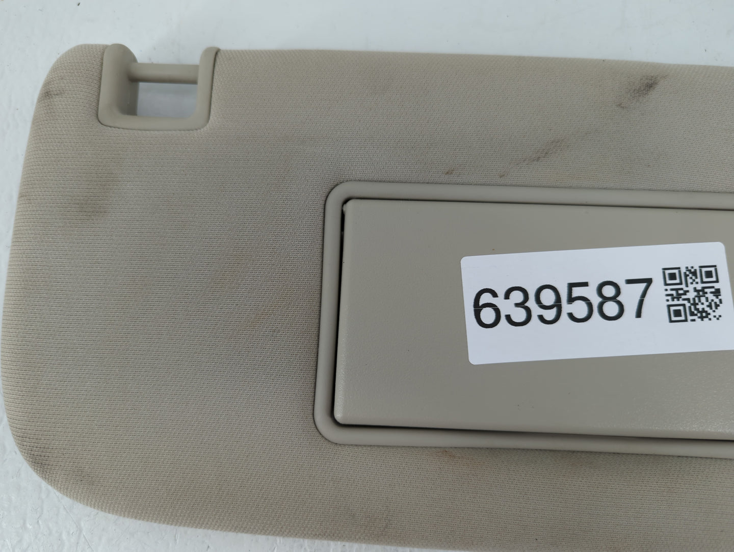 2011-2022 Dodge Durango Sun Visor Shade Replacement Passenger Right Mirror Fits OEM Used Auto Parts - Oemusedautoparts1.com