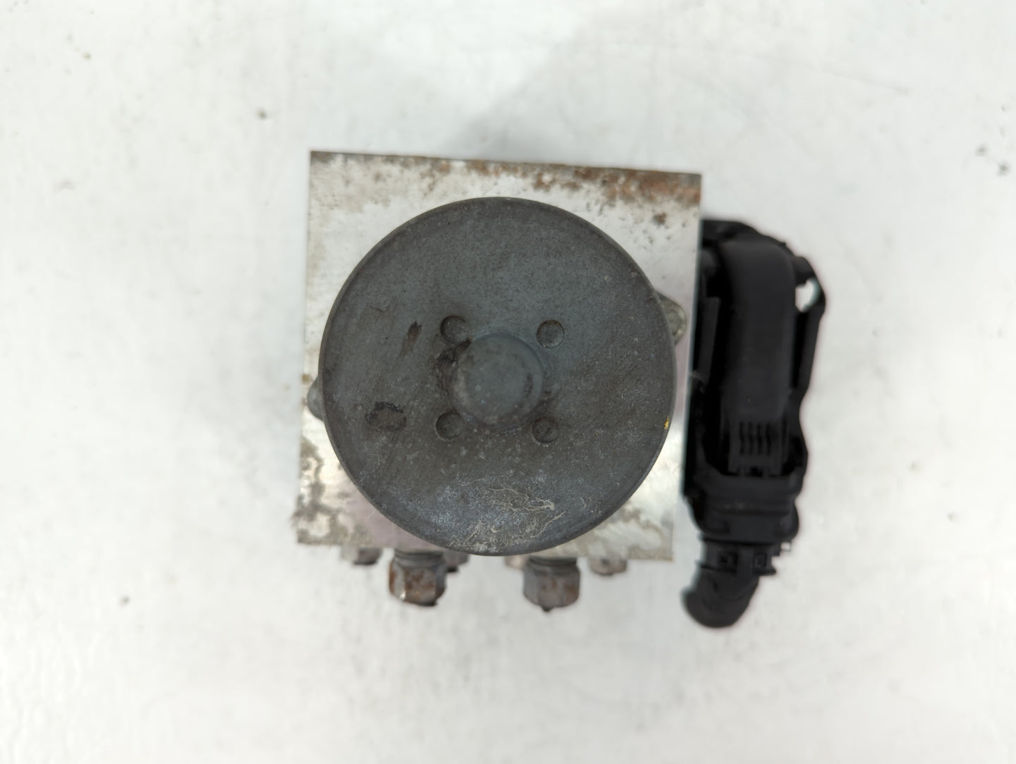 2014-2015 Dodge Durango ABS Pump Control Module Replacement P/N:ZH1566378 Fits Fits 2014 2015 OEM Used Auto Parts - Oemuseda