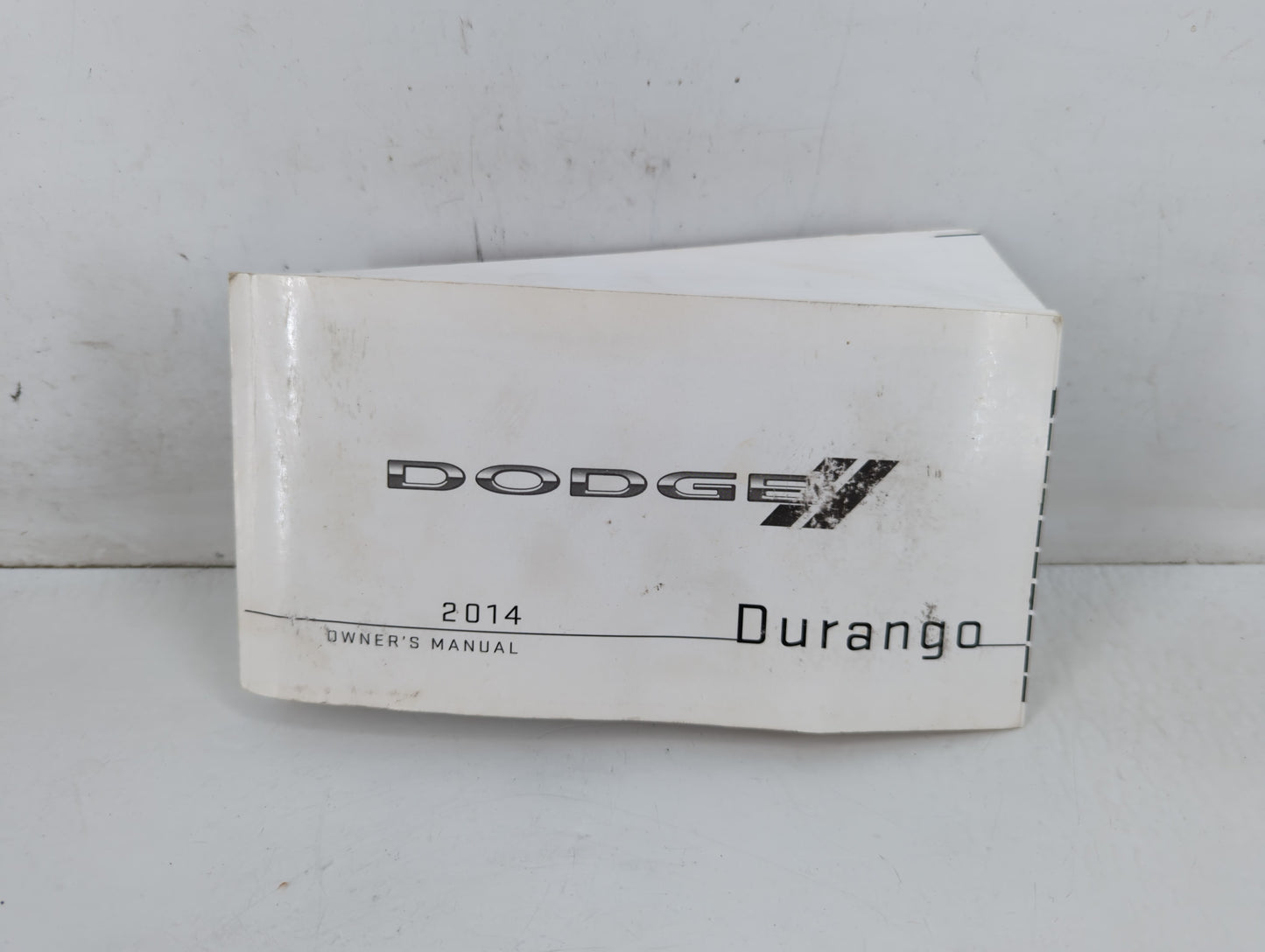 2014 Dodge Durango Owners Manual Book Guide P/N:14W001-126-AD OEM Used Auto Parts - Oemusedautoparts1.com