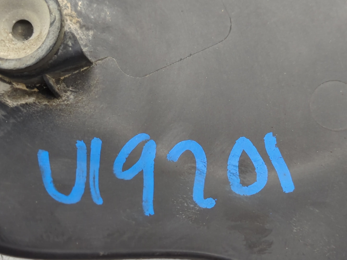 2014 Dodge Durango Engine Cover - Oemusedautoparts1.com