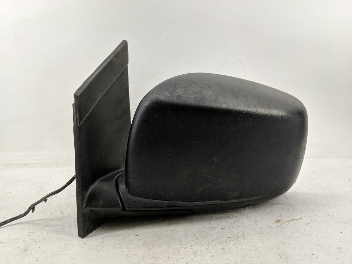 2011-2020 Dodge Grand Caravan Side Mirror Replacement Driver Left View Door Mirror Fits OEM Used Auto Parts - Oemusedautopar