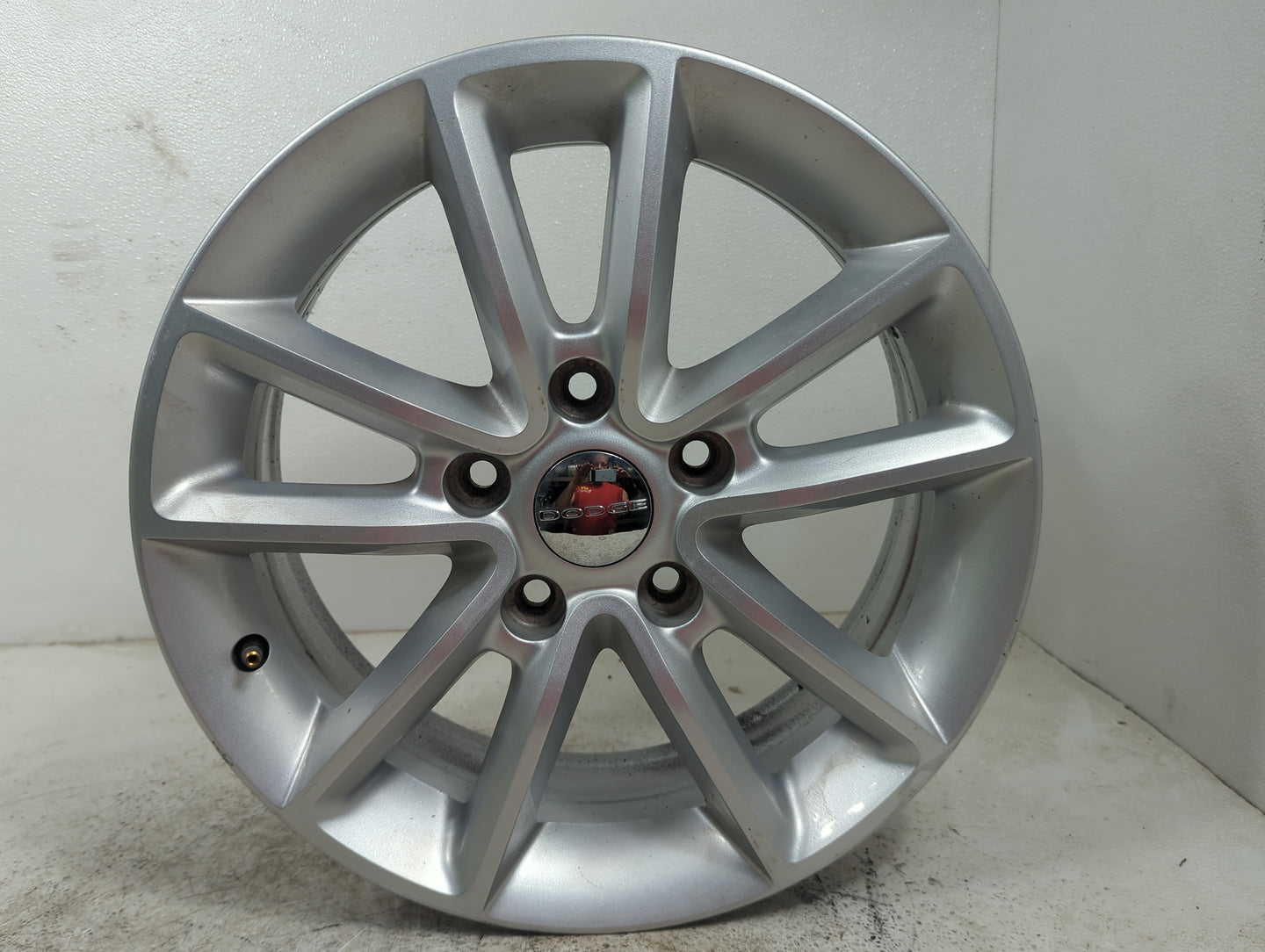 2017-2020 Dodge Grand Caravan Oem Wheel Rim - Oemusedautoparts1.com