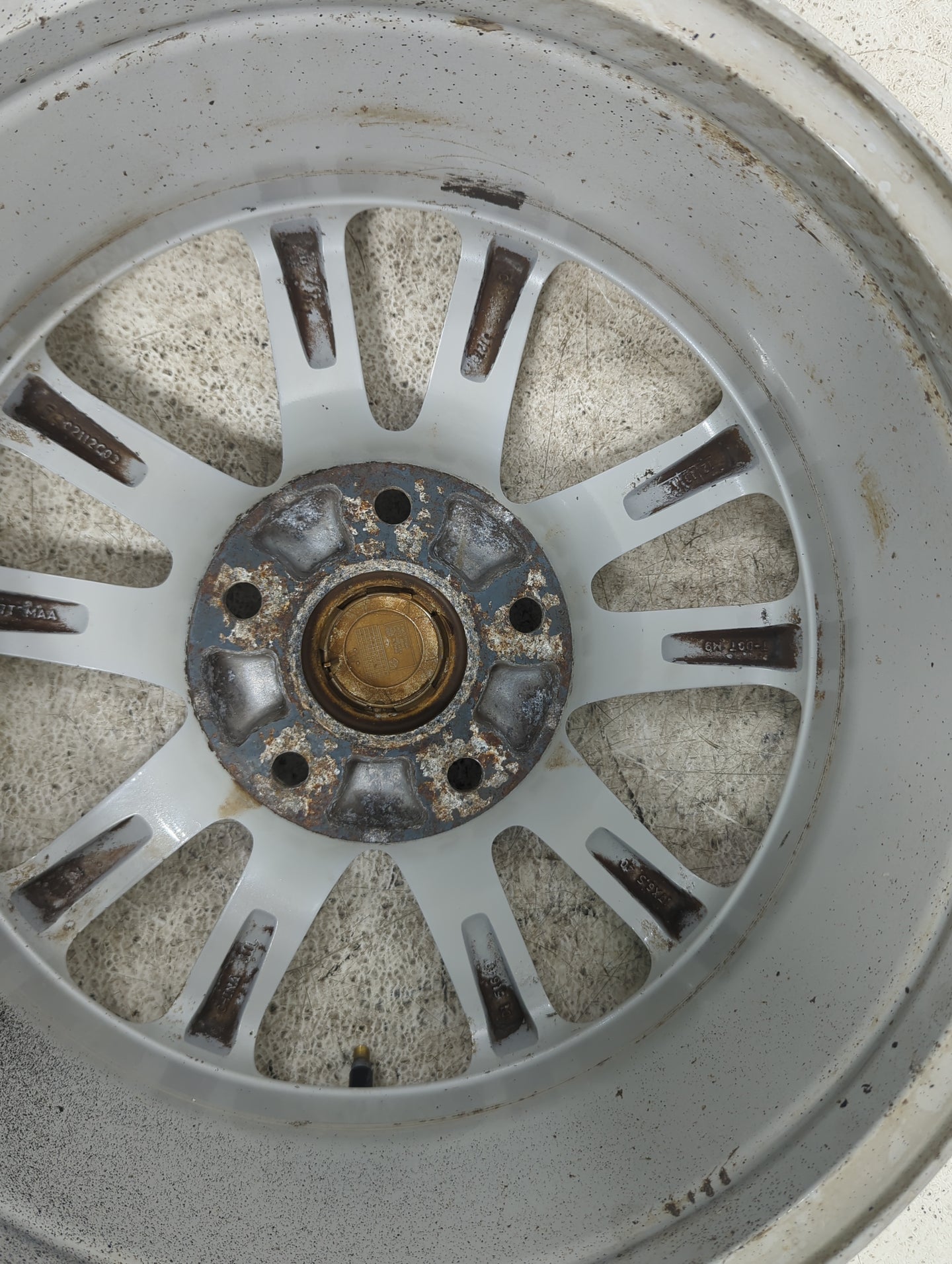 2017-2020 Dodge Grand Caravan Oem Wheel Rim - Oemusedautoparts1.com