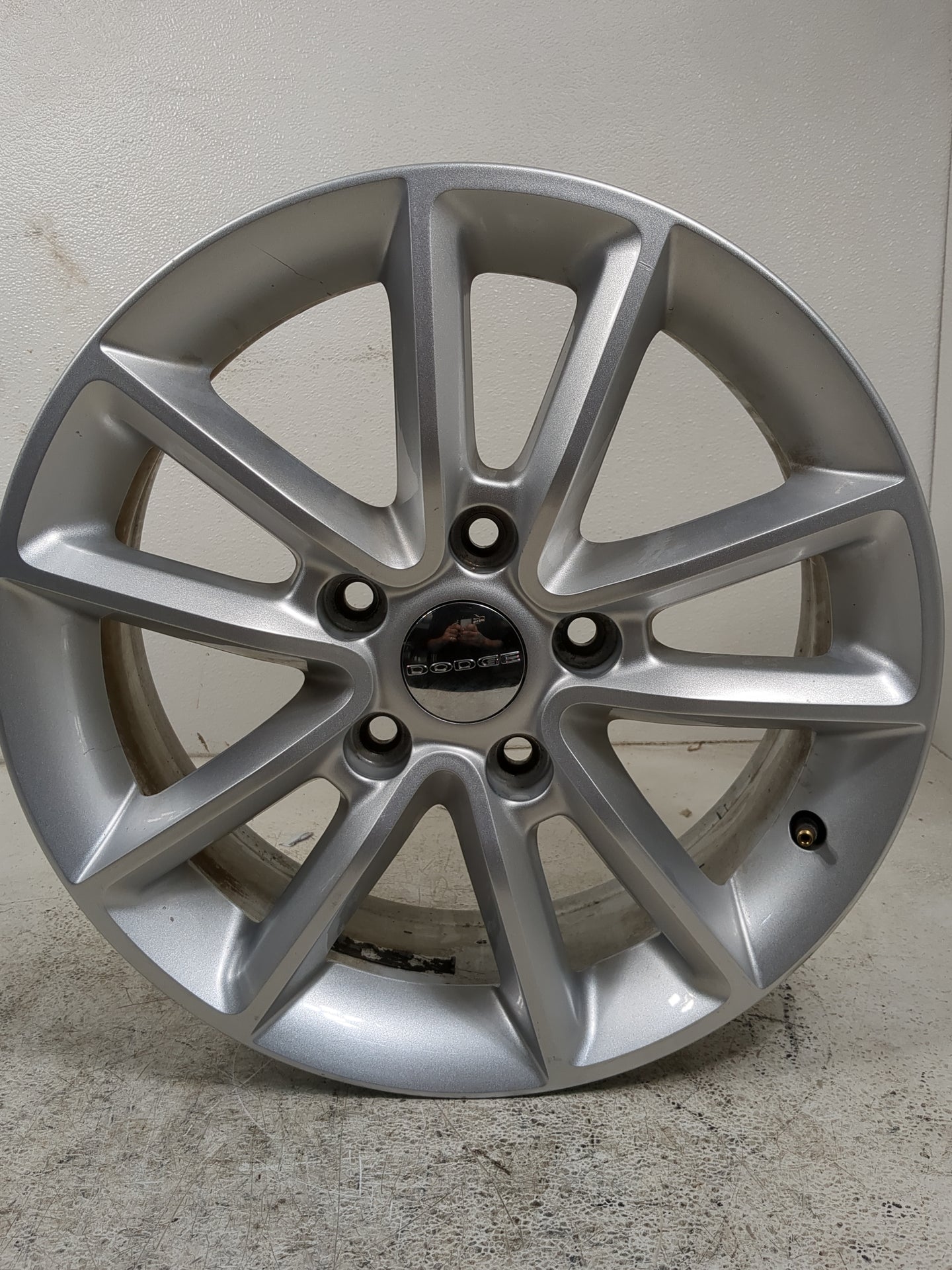 2014 Dodge Grand Caravan Oem Wheel Rim - Oemusedautoparts1.com