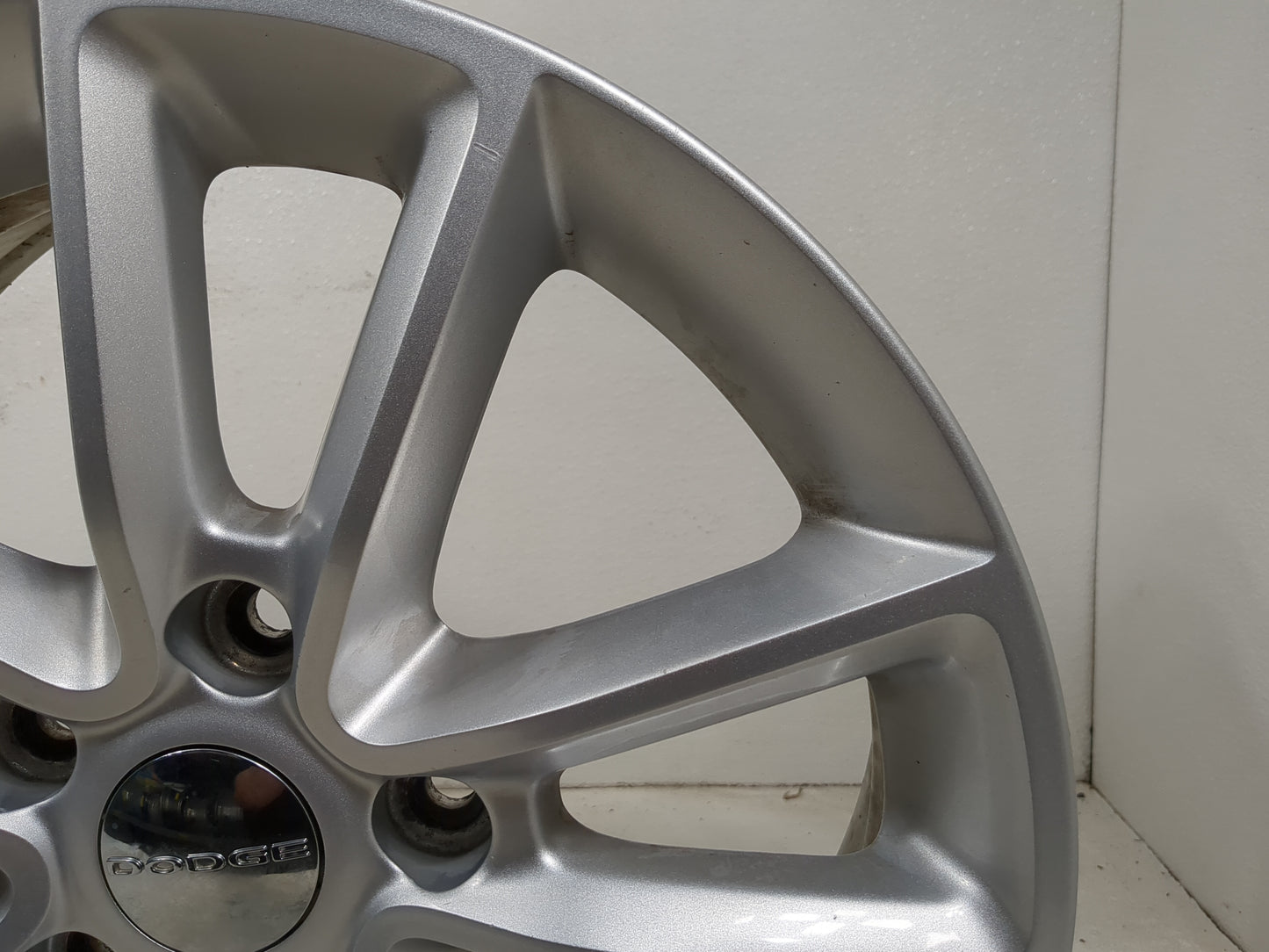 2014 Dodge Grand Caravan Oem Wheel Rim - Oemusedautoparts1.com