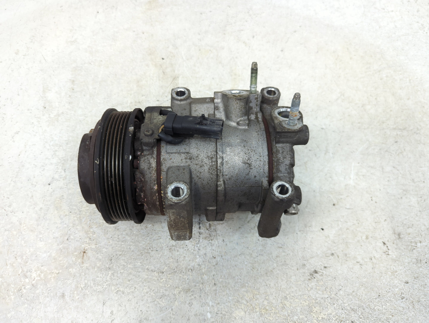 2011-2020 Dodge Grand Caravan Air Conditioning A/c Ac Compressor Oem - Oemusedautoparts1.com