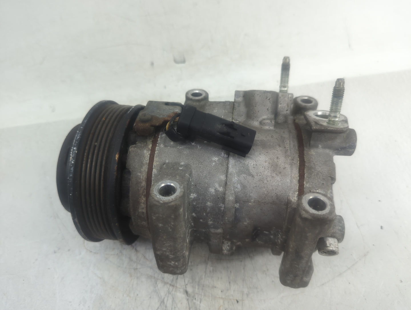 2011-2020 Dodge Grand Caravan Air Conditioning A/c Ac Compressor Oem - Oemusedautoparts1.com