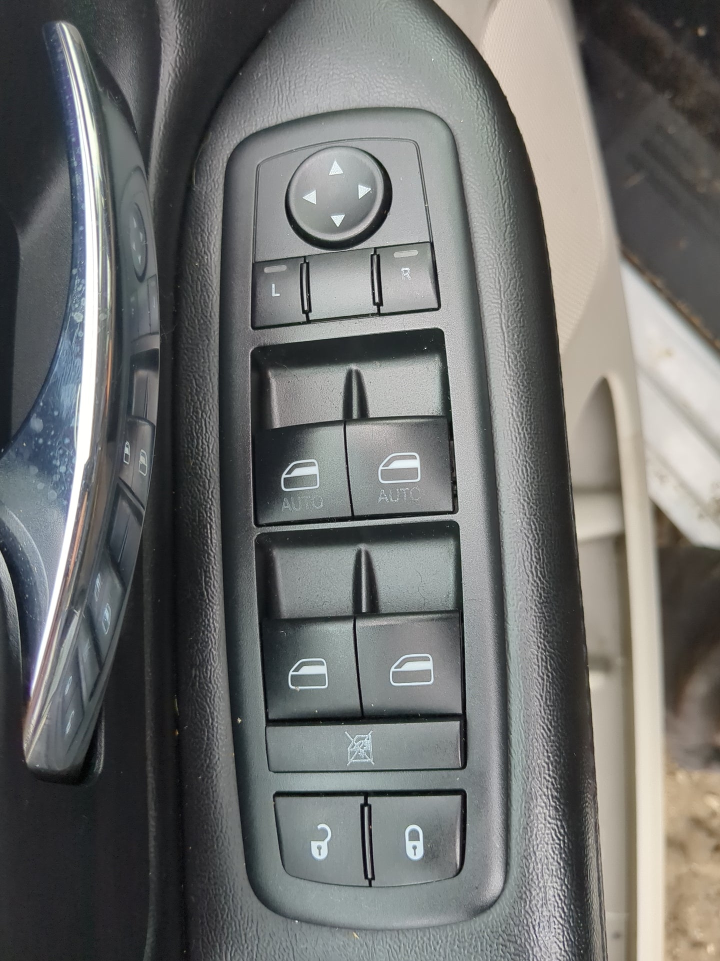 2012-2020 Dodge Grand Caravan Master Power Window Switch Replacement Driver Side Left Fits OEM Used Auto Parts - Oemusedauto
