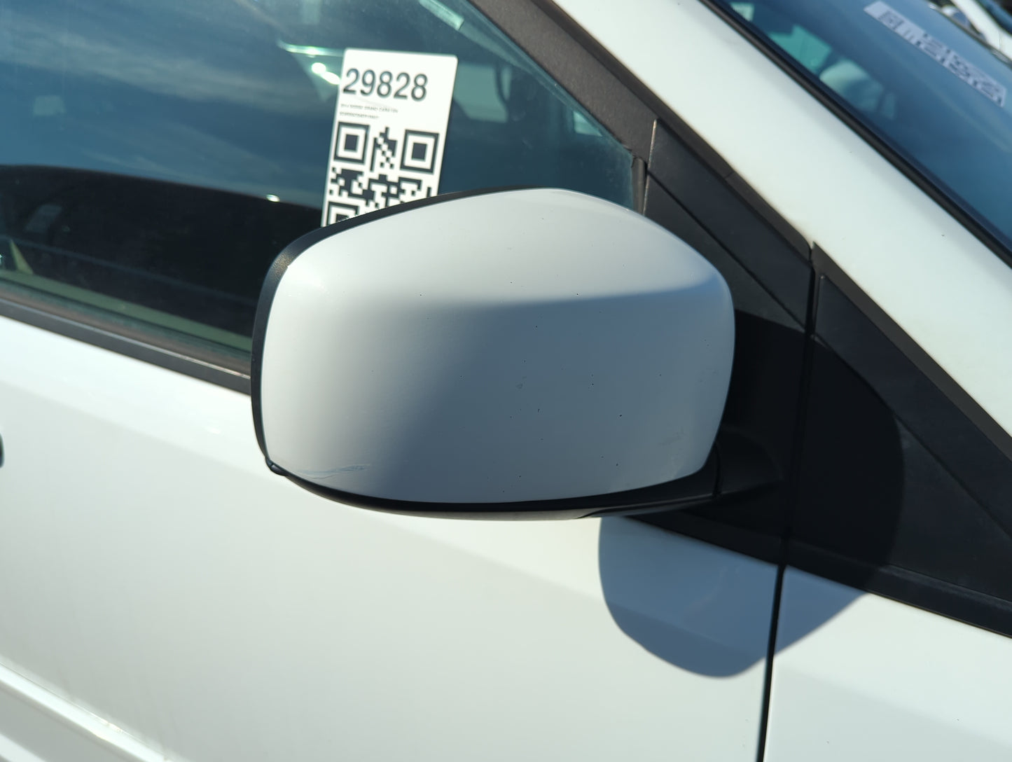 2011-2020 Dodge Grand Caravan Passenger Side View Mirror - Right Door Mirror OEM Used - Oemusedautoparts1.com