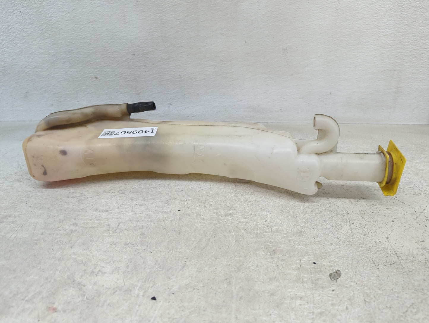 2008 Dodge Grand Caravan Radiator Coolant Overflow Expansion Tank Bottle - Oemusedautoparts1.com