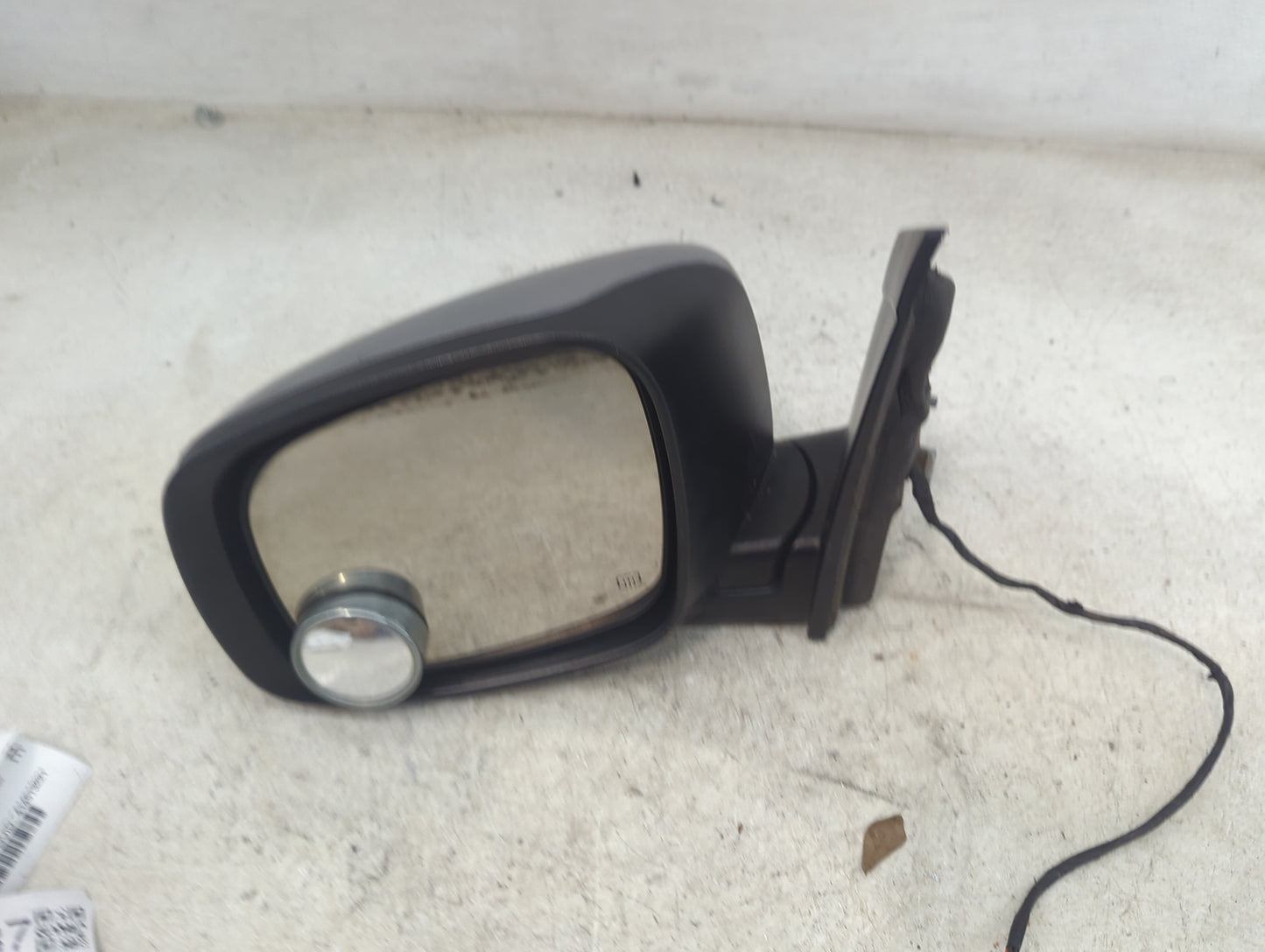 2011-2020 Dodge Grand Caravan Driver Side View Mirror - Left Door Mirror OEM Used - Oemusedautoparts1.com