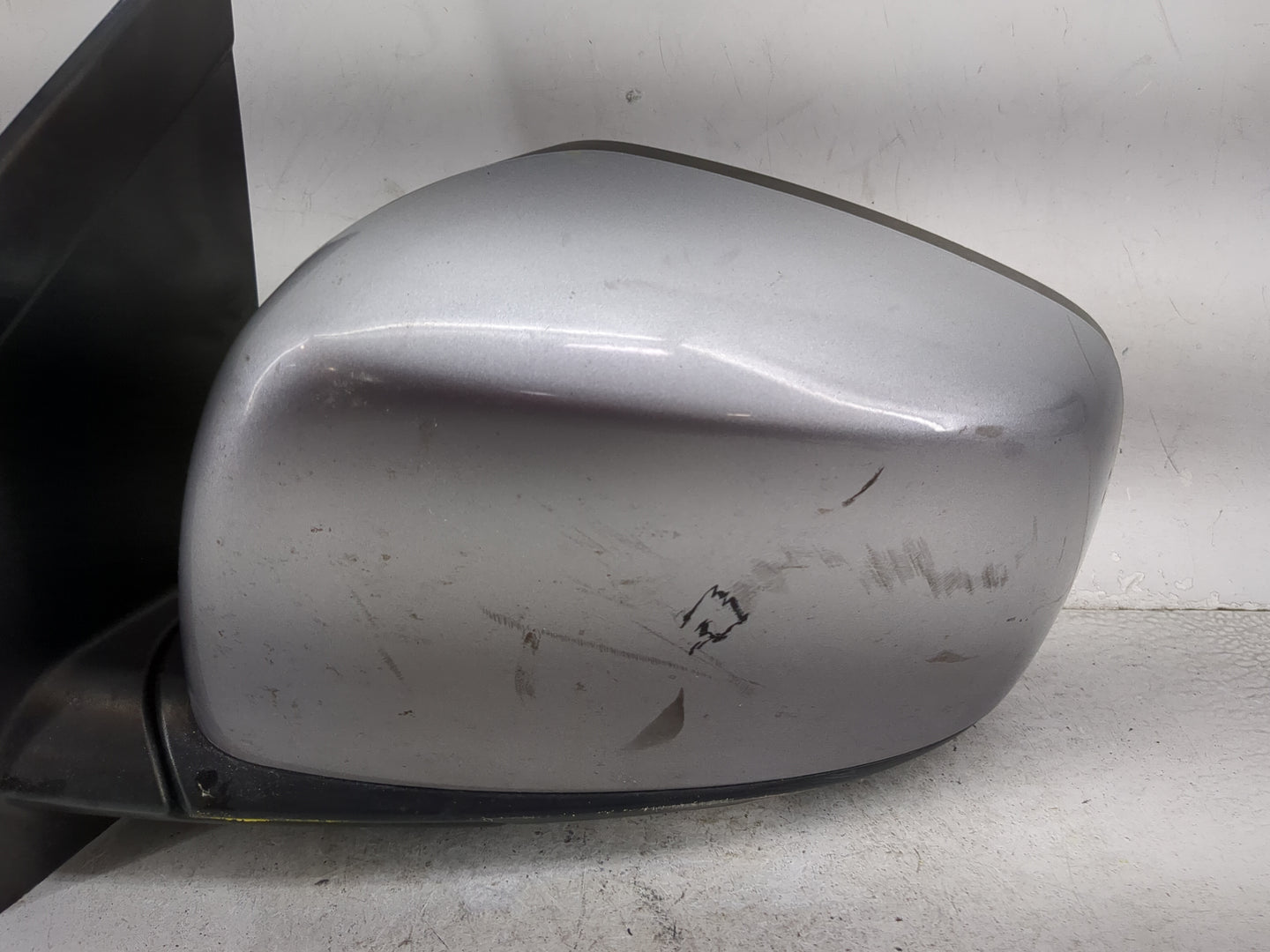 2011-2020 Dodge Grand Caravan Driver Side View Mirror - Left Door Mirror OEM Used - Oemusedautoparts1.com