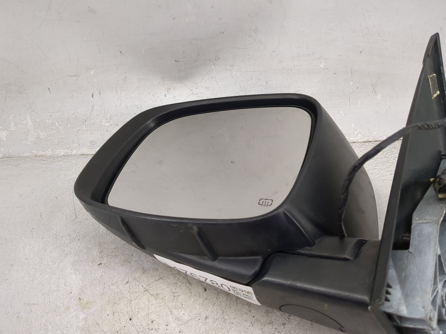 2011-2020 Dodge Grand Caravan Driver Side View Mirror - Left Door Mirror OEM Used - Oemusedautoparts1.com