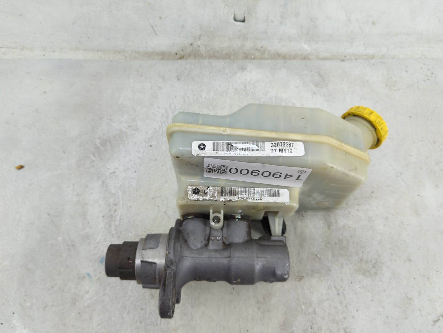 2012-2020 Dodge Grand Caravan Brake Master Cylinder 1490900 - Oemusedautoparts1.com