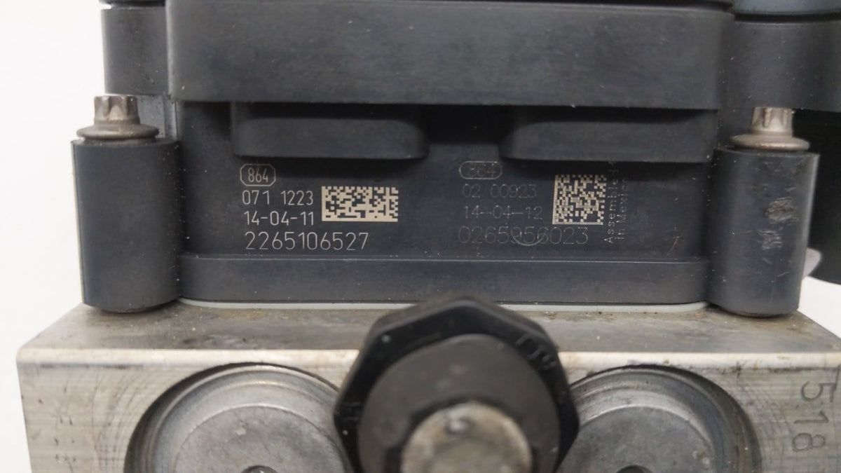 2014 Dodge Grand Caravan Anti-Lock Brake ABS Pump Module Actuator OEM P/N:P68183803AC Fits OEM Used Auto Parts - Oemusedauto