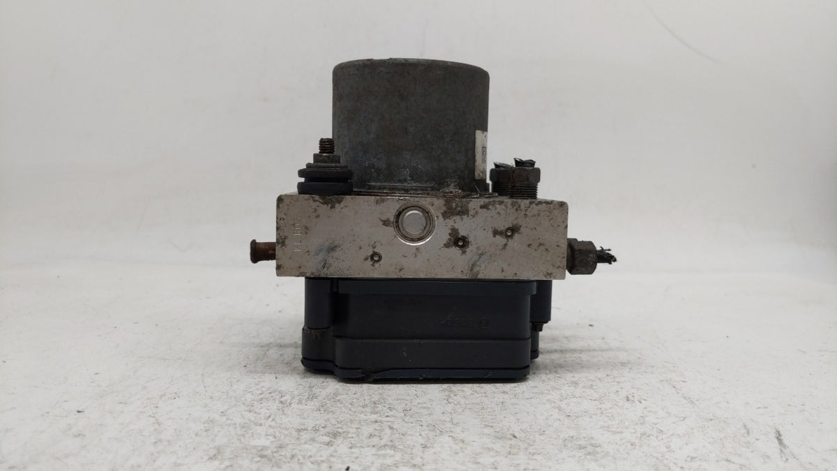 2014 Dodge Grand Caravan Anti-Lock Brake ABS Pump Module Actuator OEM P/N:P68183803AC Fits OEM Used Auto Parts - Oemusedauto