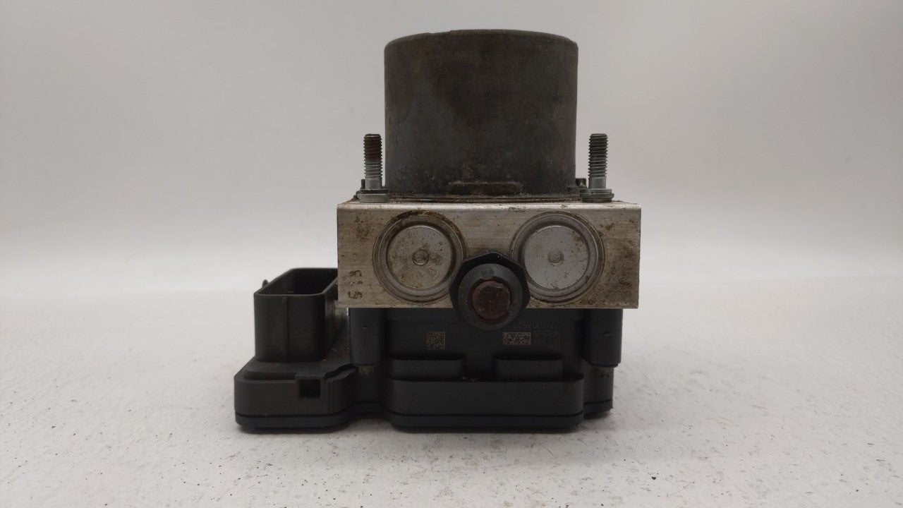 2014 Dodge Grand Caravan ABS Pump Control Module Replacement P/N:P68183803AC Fits OEM Used Auto Parts - Oemusedautoparts1.co