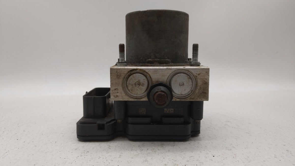 2014 Dodge Grand Caravan Anti-Lock Brake ABS Pump Module Actuator OEM P/N:P68183803AC Fits OEM Used Auto Parts - Oemusedauto
