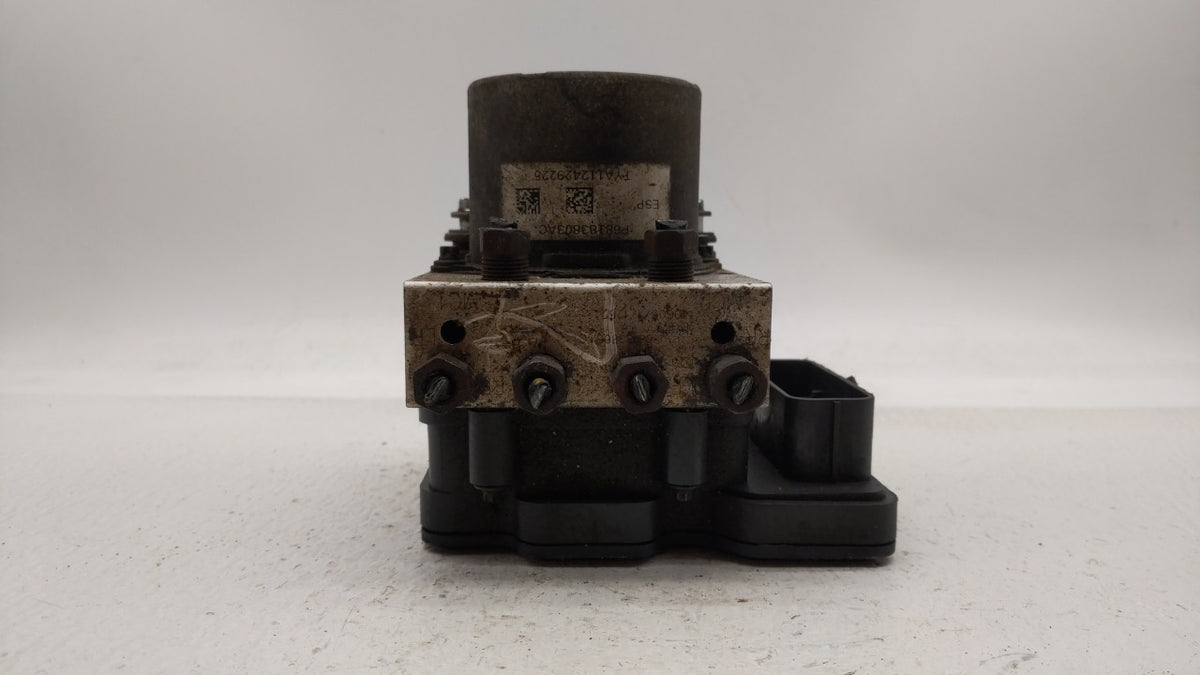 2014 Dodge Grand Caravan Anti-Lock Brake ABS Pump Module Actuator OEM P/N:P68183803AC Fits OEM Used Auto Parts - Oemusedauto