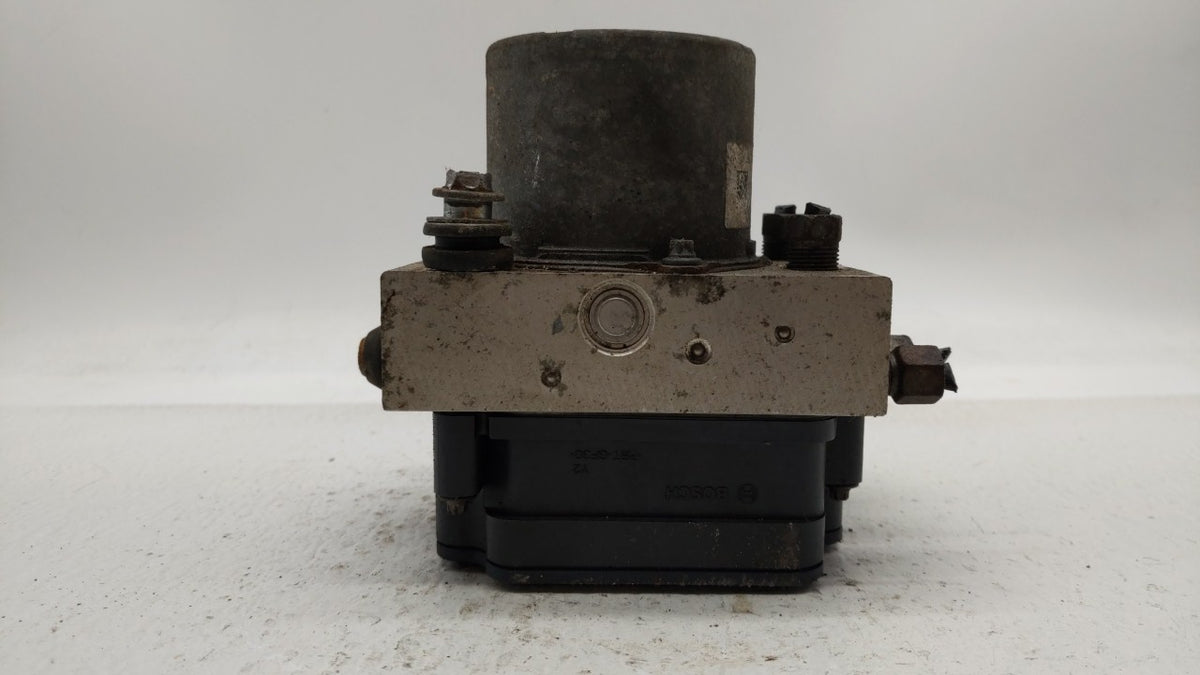 2014 Dodge Grand Caravan Anti-Lock Brake ABS Pump Module Actuator OEM P/N:P68183803AC Fits OEM Used Auto Parts - Oemusedauto