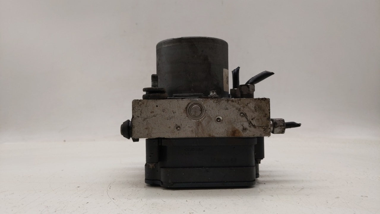 2014 Dodge Grand Caravan ABS Pump Control Module Replacement P/N:P68183803AC Fits OEM Used Auto Parts - Oemusedautoparts1.co