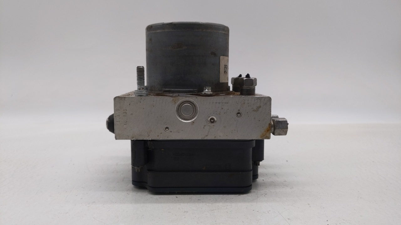 2014 Dodge Grand Caravan ABS Pump Control Module Replacement P/N:P68183803AC Fits OEM Used Auto Parts - Oemusedautoparts1.co