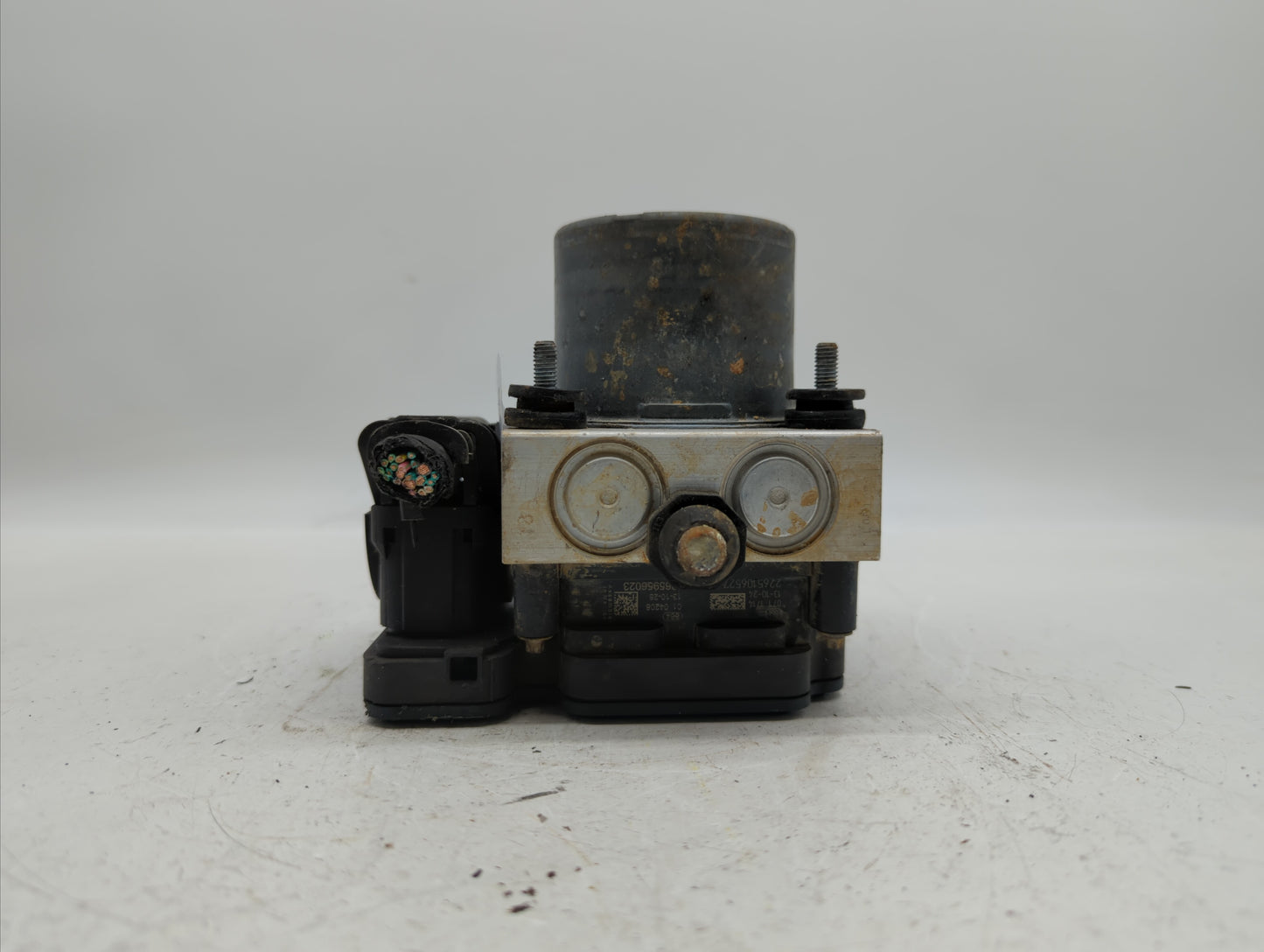 2014 Dodge Grand Caravan ABS Pump Control Module Replacement P/N:P68183803AC Fits OEM Used Auto Parts - Oemusedautoparts1.co