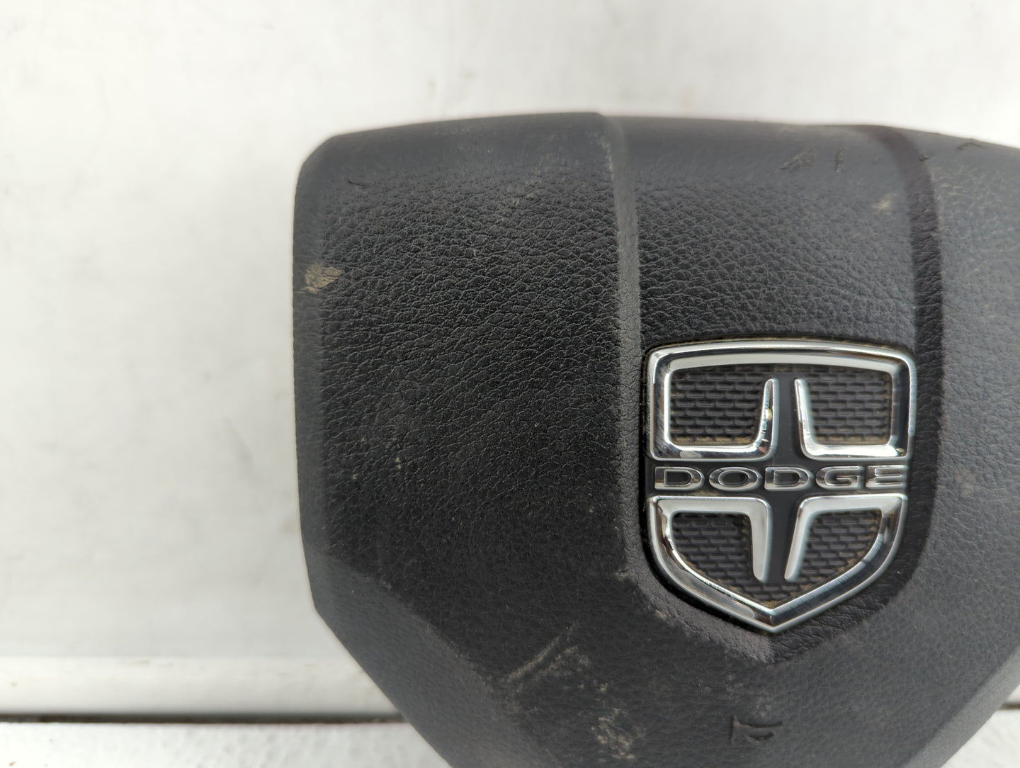 2013-2018 Dodge Grand Caravan Air Bag Driver Left Knee Oem - Oemusedautoparts1.com