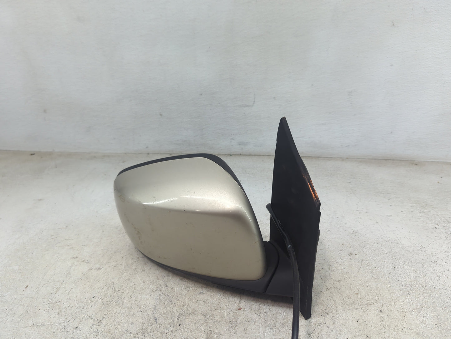 2011-2020 Dodge Grand Caravan Passenger Side View Mirror - Right Door Mirror OEM Used - Oemusedautoparts1.com