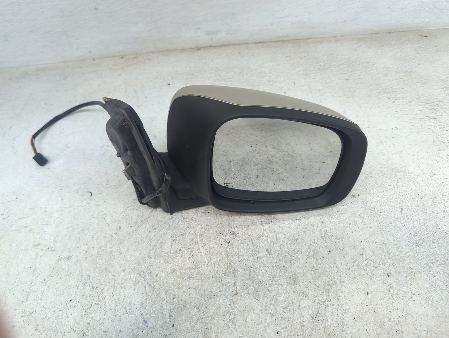 2011-2020 Dodge Grand Caravan Passenger Side View Mirror - Right Door Mirror OEM Used - Oemusedautoparts1.com