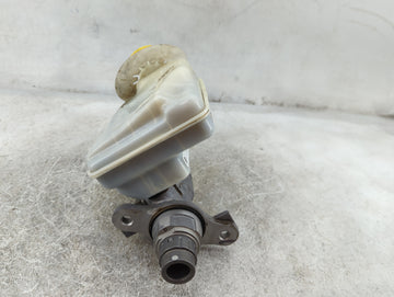 2012-2020 Dodge Grand Caravan Brake Master Cylinder 5043171